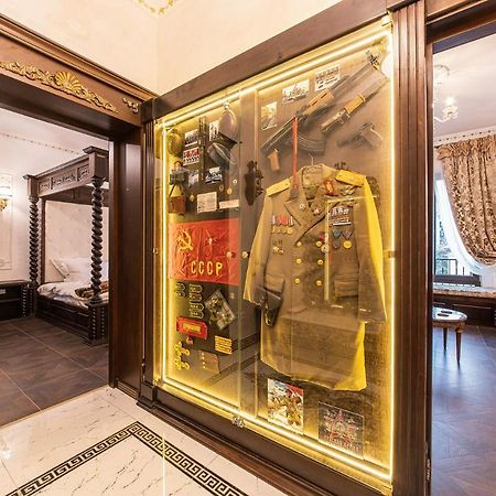 Private Museum Apartment With Antique Decor 布加勒斯特 外观 照片