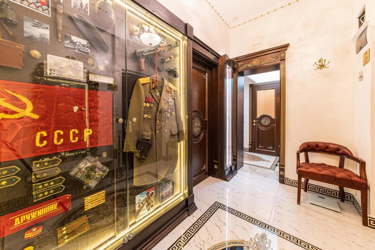 Private Museum Apartment With Antique Decor 布加勒斯特 外观 照片